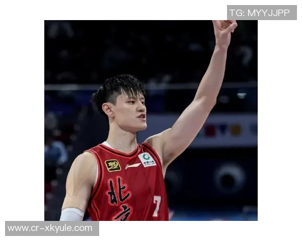 曾凡博在篮网定位为3D球员短暂出场是常态希望他保持积极心态继续努力 曾凡博在篮网定位为3D球员短暂出场是常态希望他保持积极心态继续努力