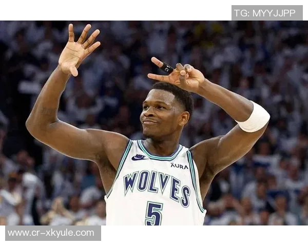 爱德华兹在明尼苏达枪击事件后表达关切与祈祷希望团结社区力量