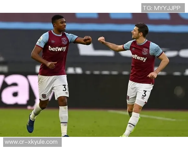 西汉姆欲租借利雅得胜利门将本托并附加买断选项