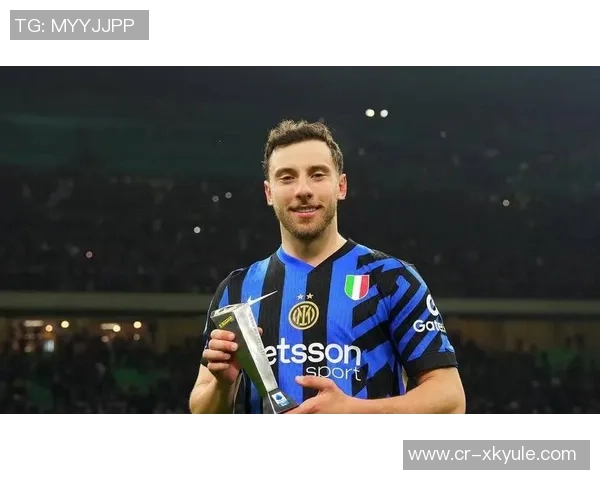 国米官方公布11月最佳球员候选名单劳塔罗迪马尔科博尼泽林斯基争夺荣誉 国米官方公布11月最佳球员候选名单劳塔罗迪马尔科博尼泽林斯基争夺荣誉