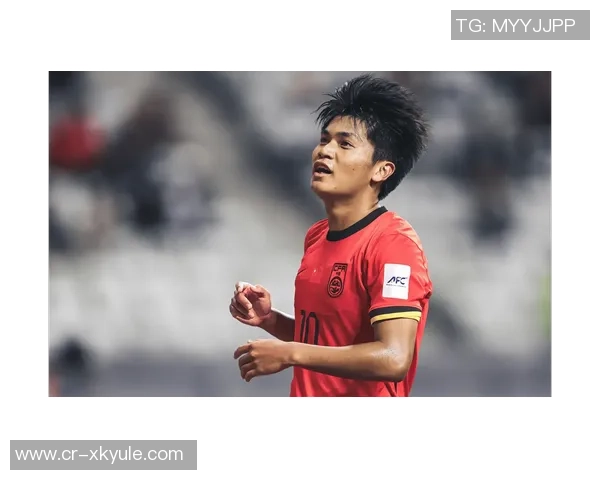 蒯纪闻强势突破三人防线禁区射门遭扑救精彩瞬间回顾