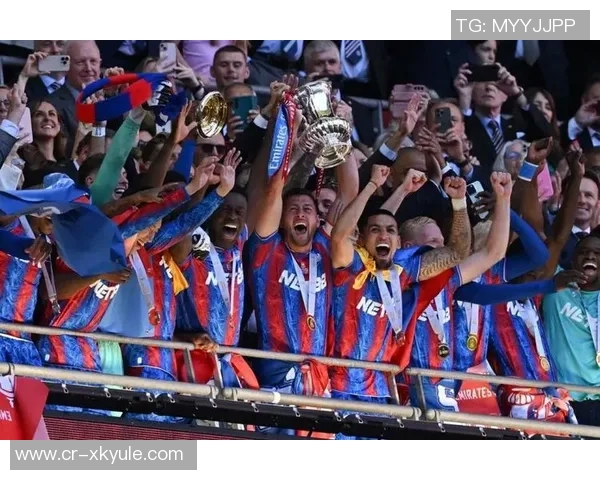 水晶宫计划引进穆尼奥斯竞争对手并关注拜仁边卫博伊 水晶宫计划引进穆尼奥斯竞争对手并关注拜仁边卫博伊